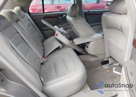 2003 Cadillac Deville Standard z USA, uszkodzony, nr VIN 1G6KD54Y83U285198